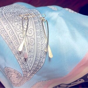 Unusual Crisscross Earrings